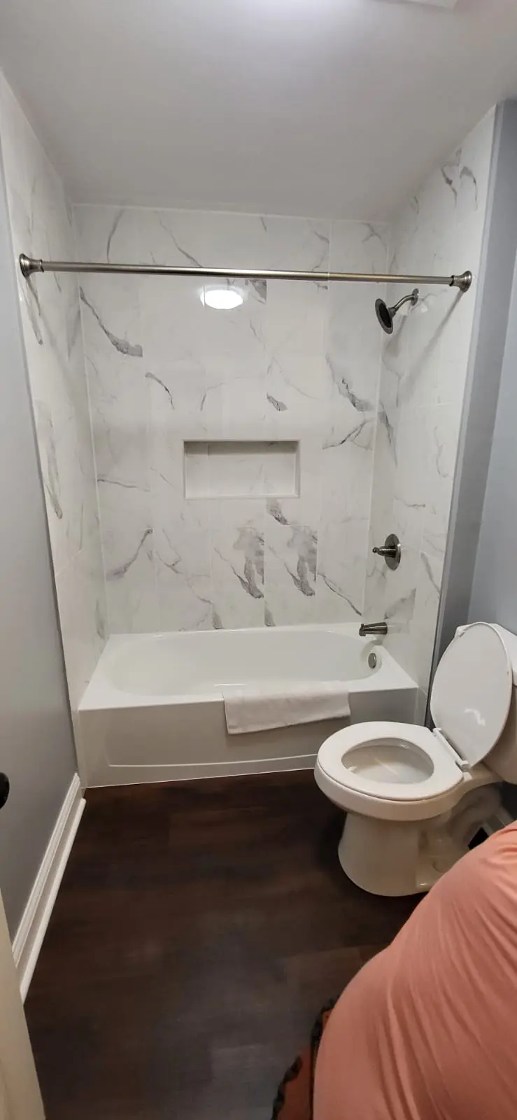 Tub-shower combo with tile surround, bathroom remodel in Hattiesburg, MS